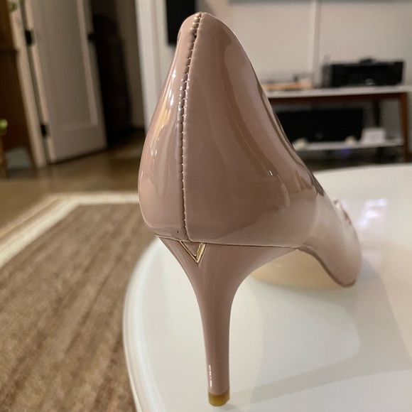 Patent Nude Low Heel - Picture 5 of 8